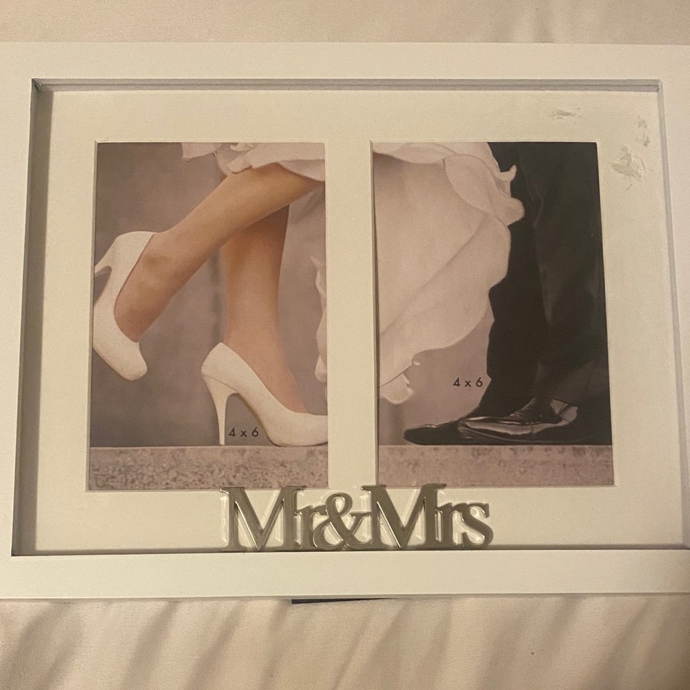 Wedding picture frame